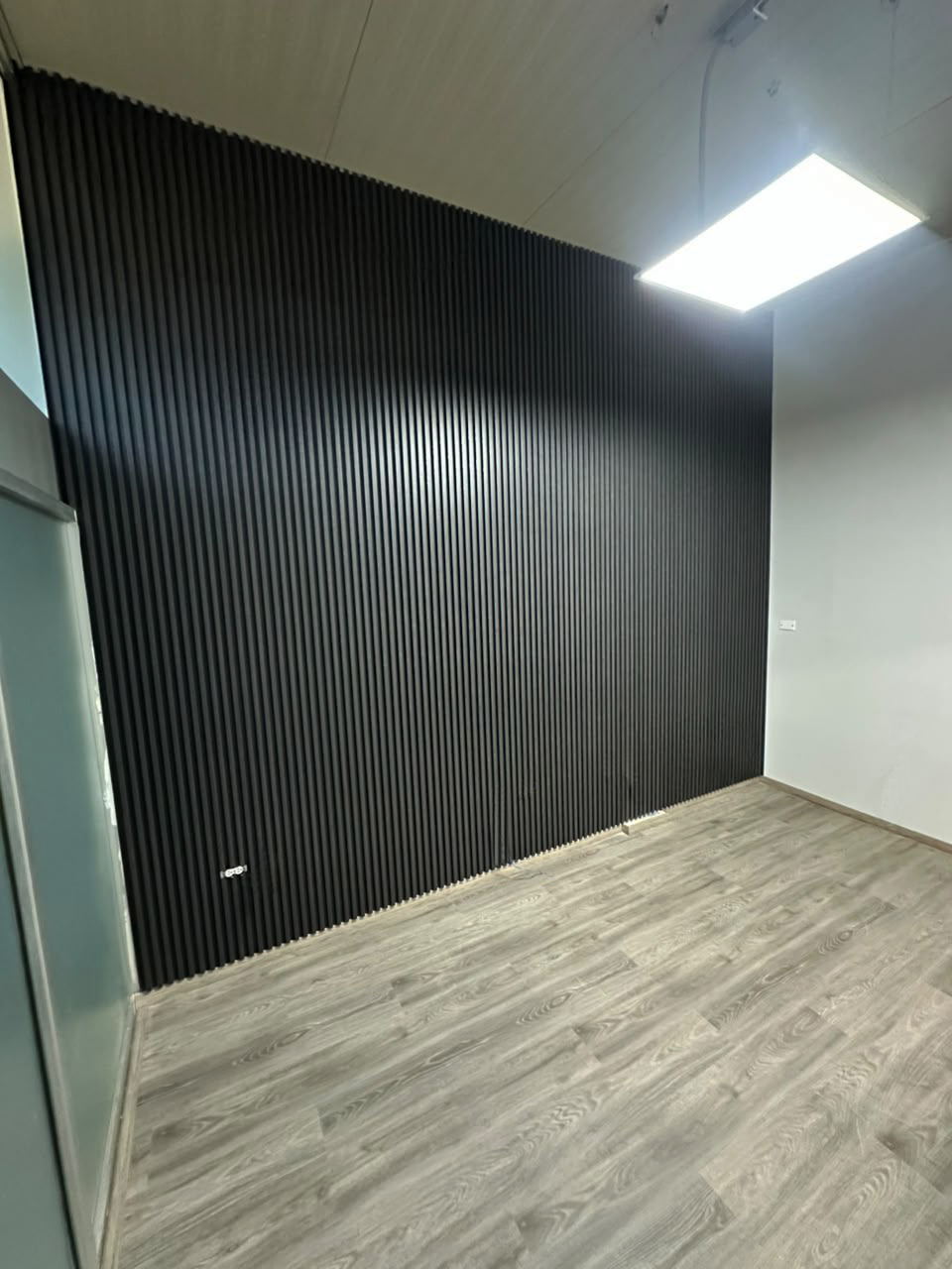 Instalación de lambrin y duela